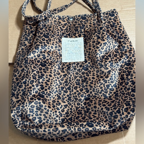 C'est La Vie Leopard Print Tote Bag - Picture 4 of 14